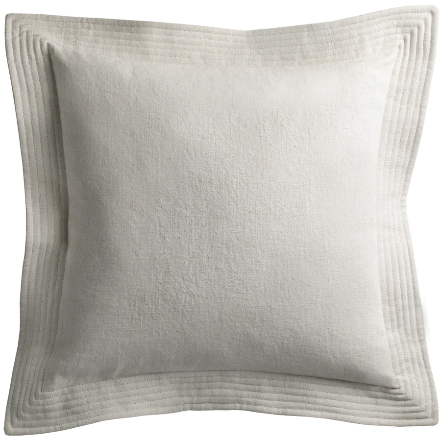 De Le Cuona Vintage Cushion with Quilted Detail