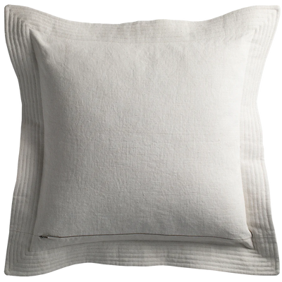 De Le Cuona Vintage Cushion with Quilted Detail