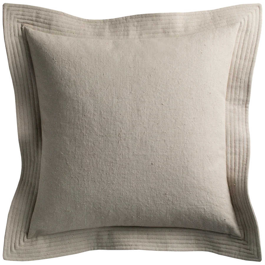 De Le Cuona Vintage Cushion with Quilted Detail