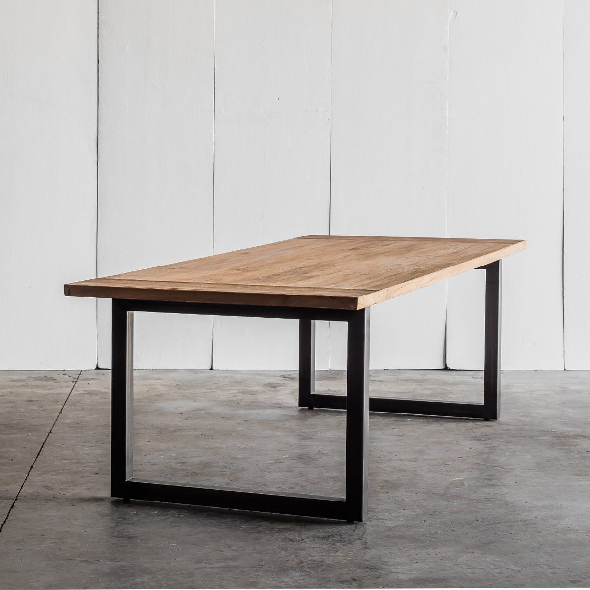 Heerenhuis Tube Table