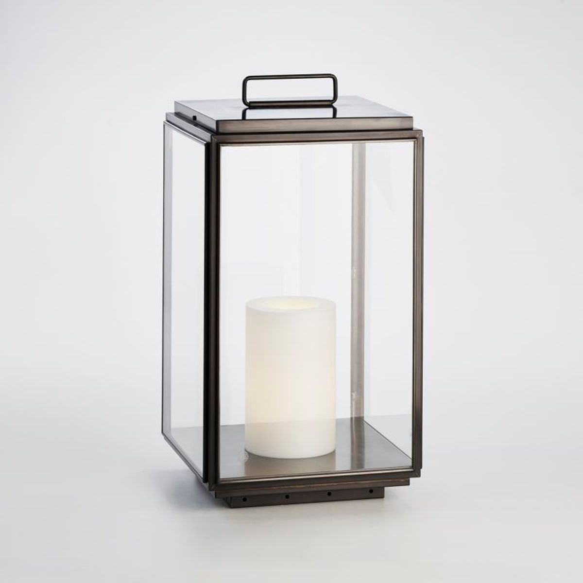 Tekna Ilford Floor Large on 230v Candle