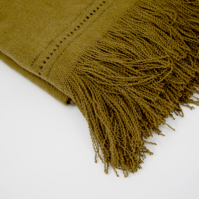 De Le Cuona Fox Throw with Fringe and Leather detail