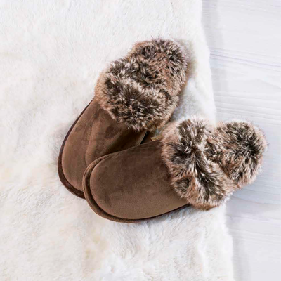 Winter Home Faux Fur Slippers Yukonwolf